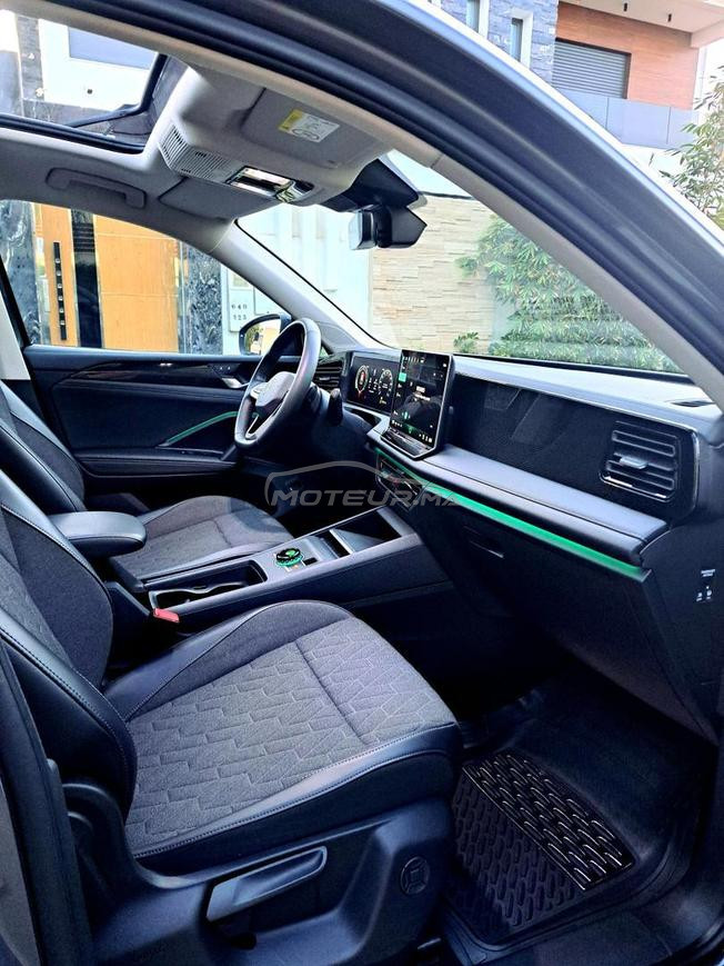 Volkswagen Tiguan 1ére main tout option 09/2025