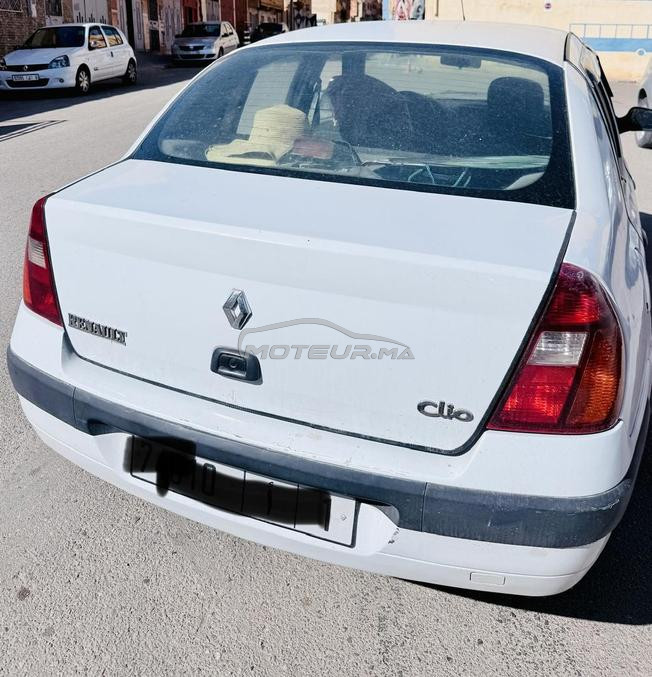 Renault Clio Essence Manuelle 2002 à Oujda