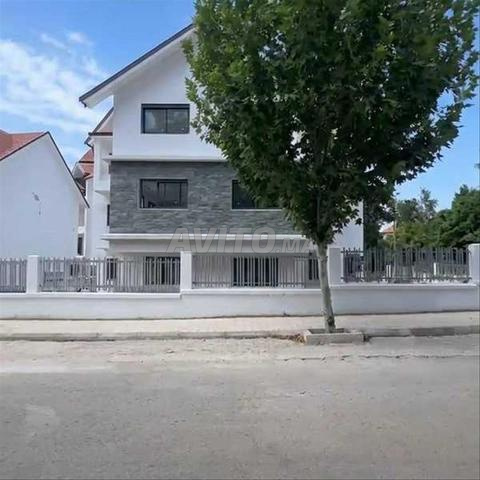 208168-Vente Terrain à Ifrane Hay Riyad de 1015 m²