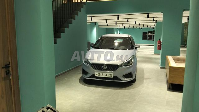 Excellente MG 3 - 2