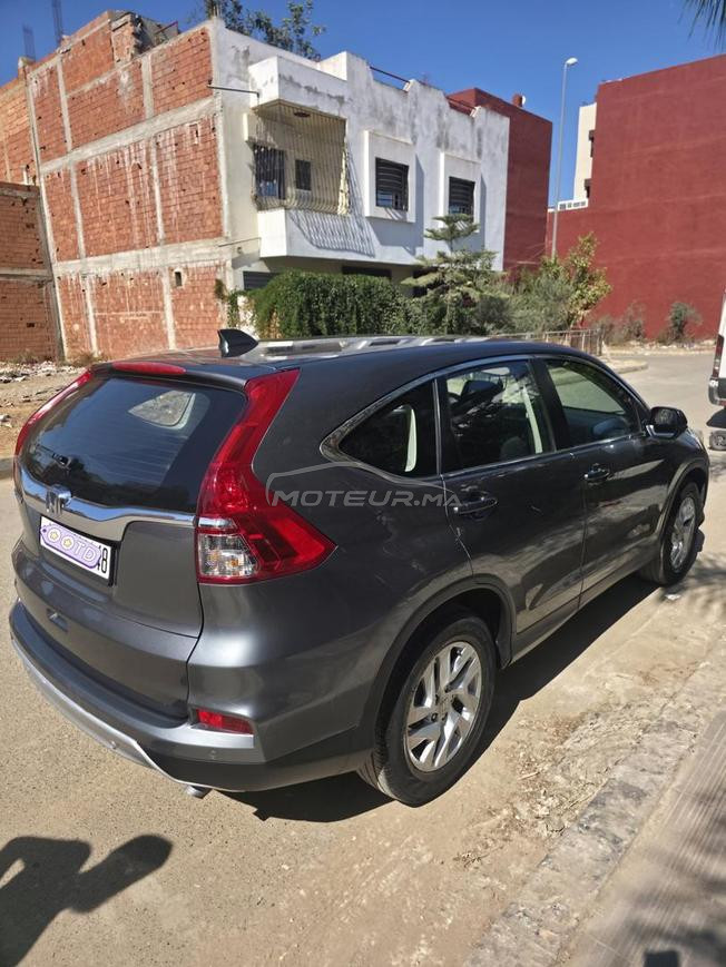honda cr-v mliha bazaf li bghaha marhbabih