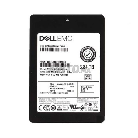 Dell 3.84TB SATA 6G 2.5 pouces SFF RI SSD