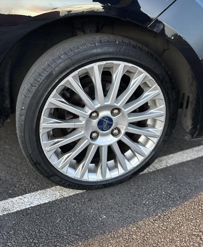 ford fiesta titanium 