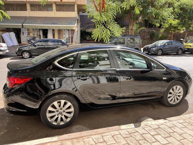 Opel- Astra Berline à vendre 