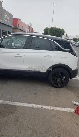Opel Crossland Diesel Automatique 2022 à Agadir - 2