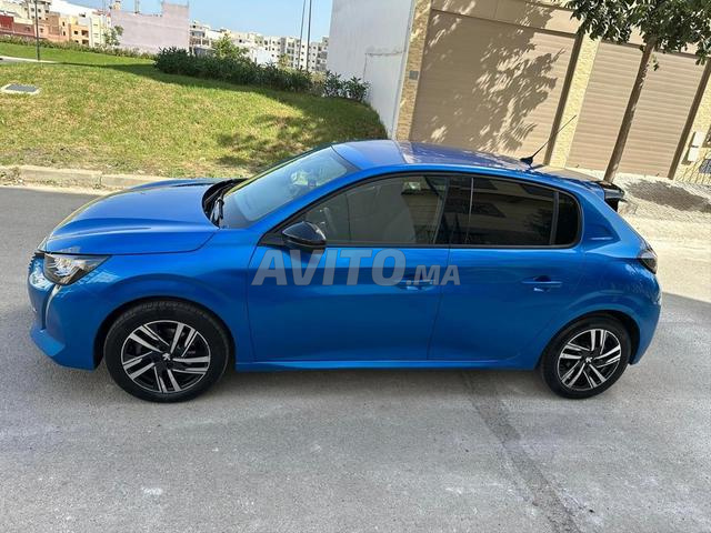 Peugeot 208 allure full option - 2