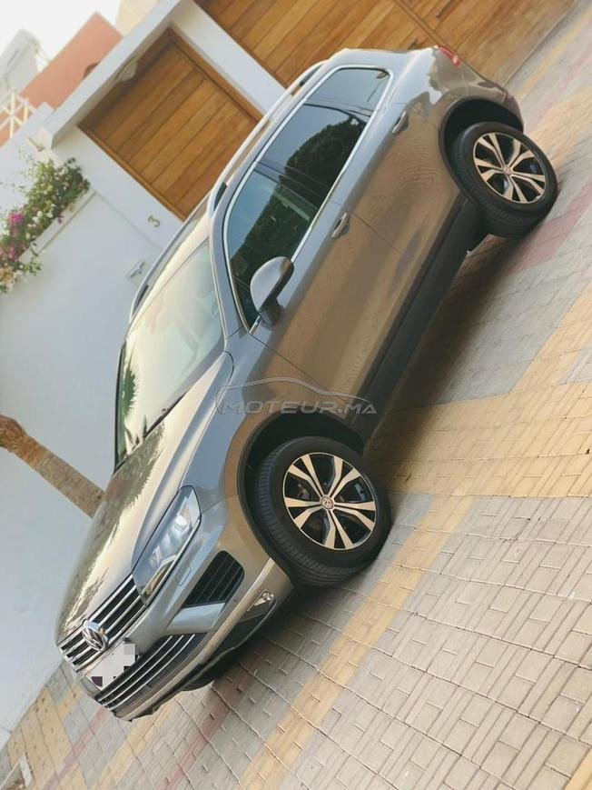 Touareg 2016 très bon état 