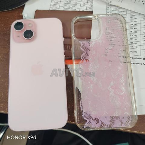 iPhone 15 128 Go en très très bon état