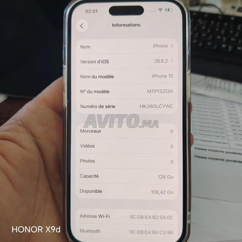 iPhone 15 128 Go en très très bon état - 2