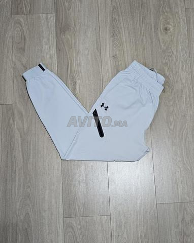 Pantalon Under Armour original taille M propre 10/10 M - 2