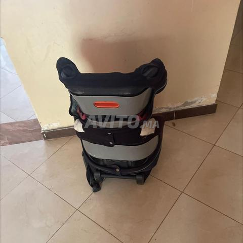 Siège enfant voiture - 2