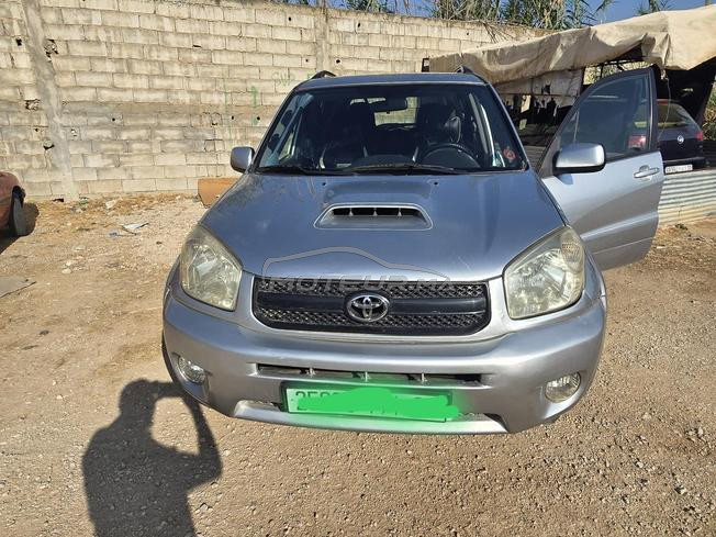 Voiture magnifique Toyota rav4