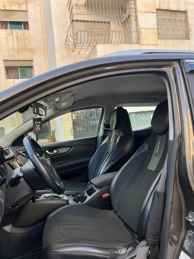 nisssn Qashqai automatique 