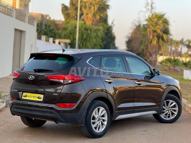 Hyundai tucson Diesel manuelle Année 2018 propre - 2