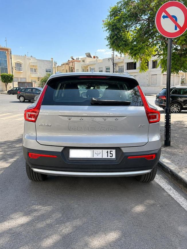 Volvo XC40 B3 2025 micro hybride 1 ère main 
