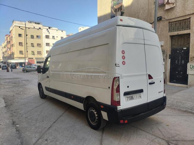 Renault master 2021 lamlih 80 km