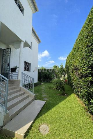 Villa de 600m² à Vendre à Kénitra Bir Rami Est - 2