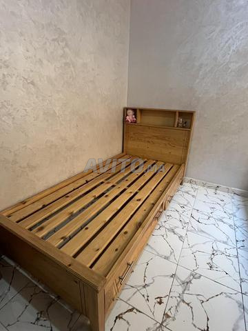 2 lits en bon état - 2