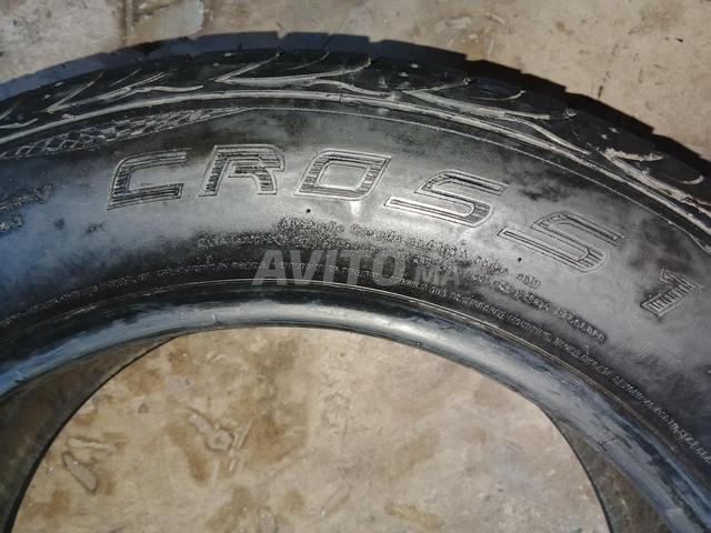 deux pneus 4x4 très bon état - 2