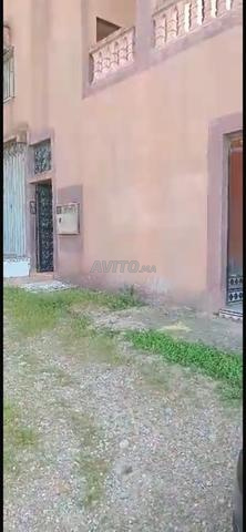 دار سفلية للبيع و أيضا توجد شقة بالطابق الثاني - 2