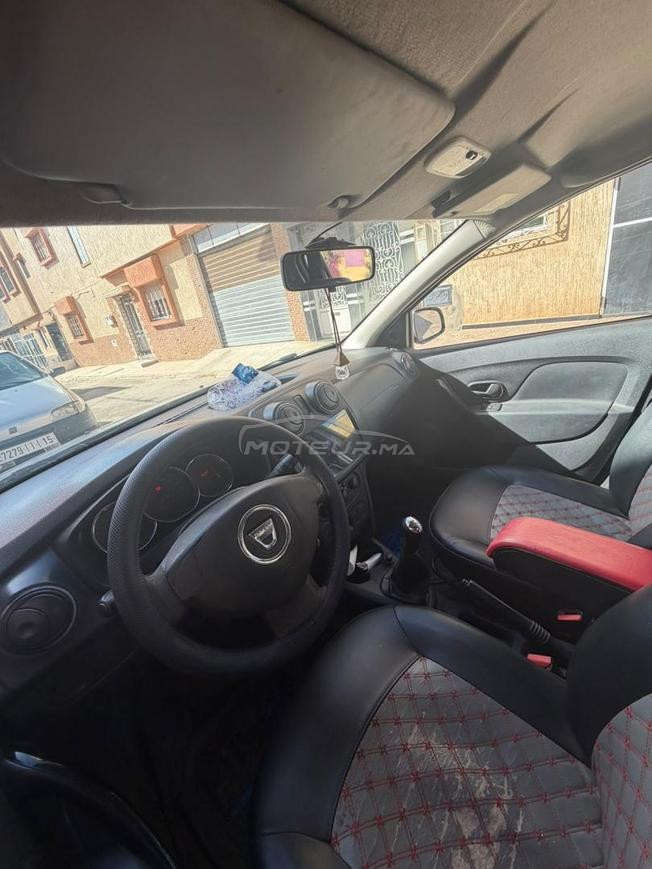 je met en vente dacia sandero M2016