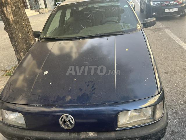 Voiture de travail propre à prix raisonnable