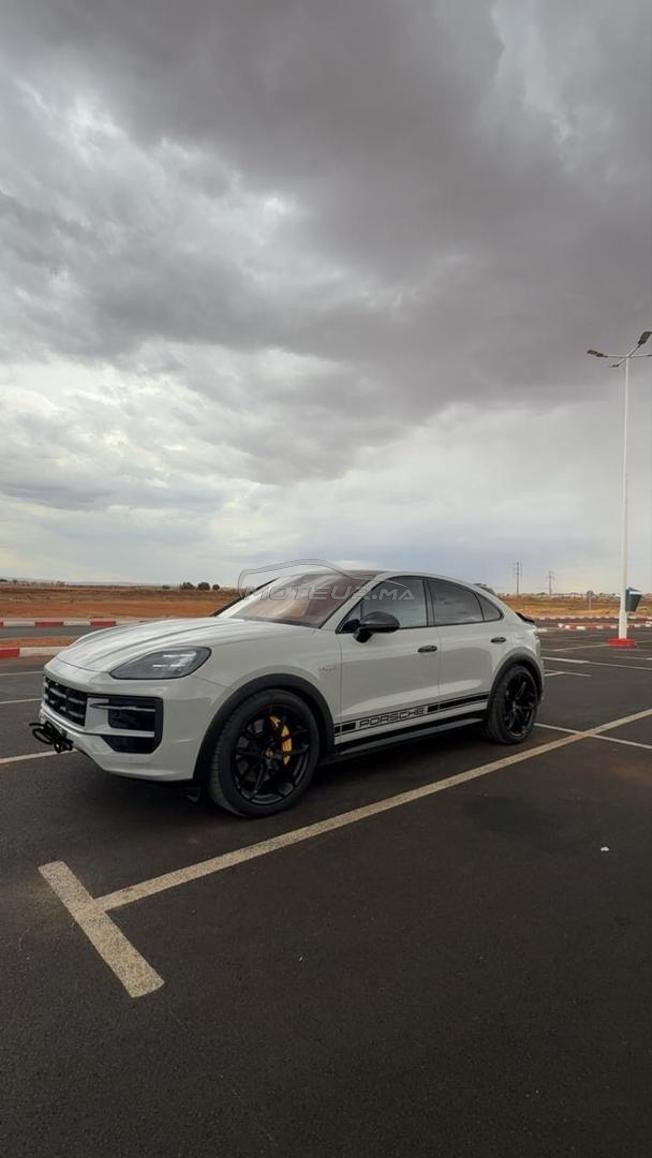 Porsche Cayenne coupé hybride 