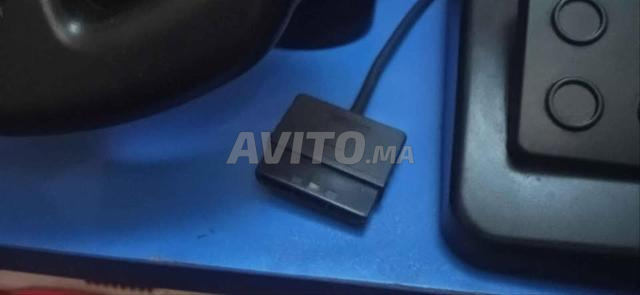 Volant de jeux ps2 et autres - 2