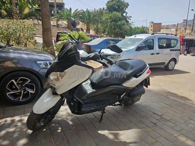 ياماها XMAX - 2