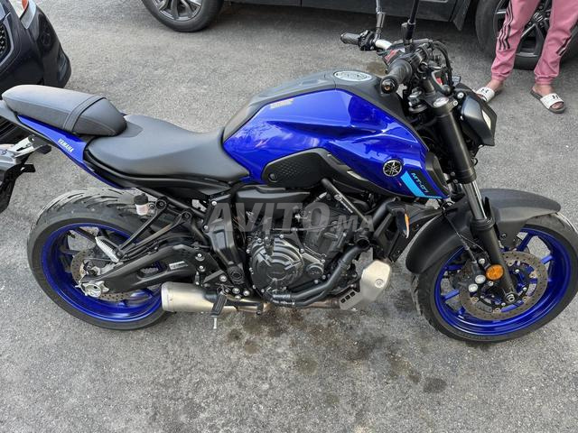YAMAHA MT 07 - 2