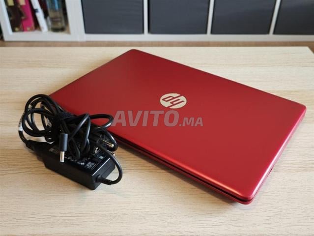 HP i7 8e génération RAM 8 Go disque 256 Go SSD écran 15 pouces