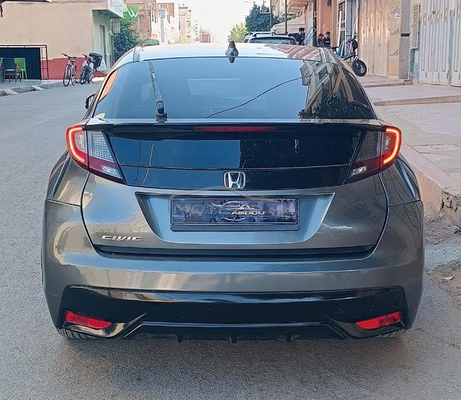 honda civic Desiel 6 CV reprise ok