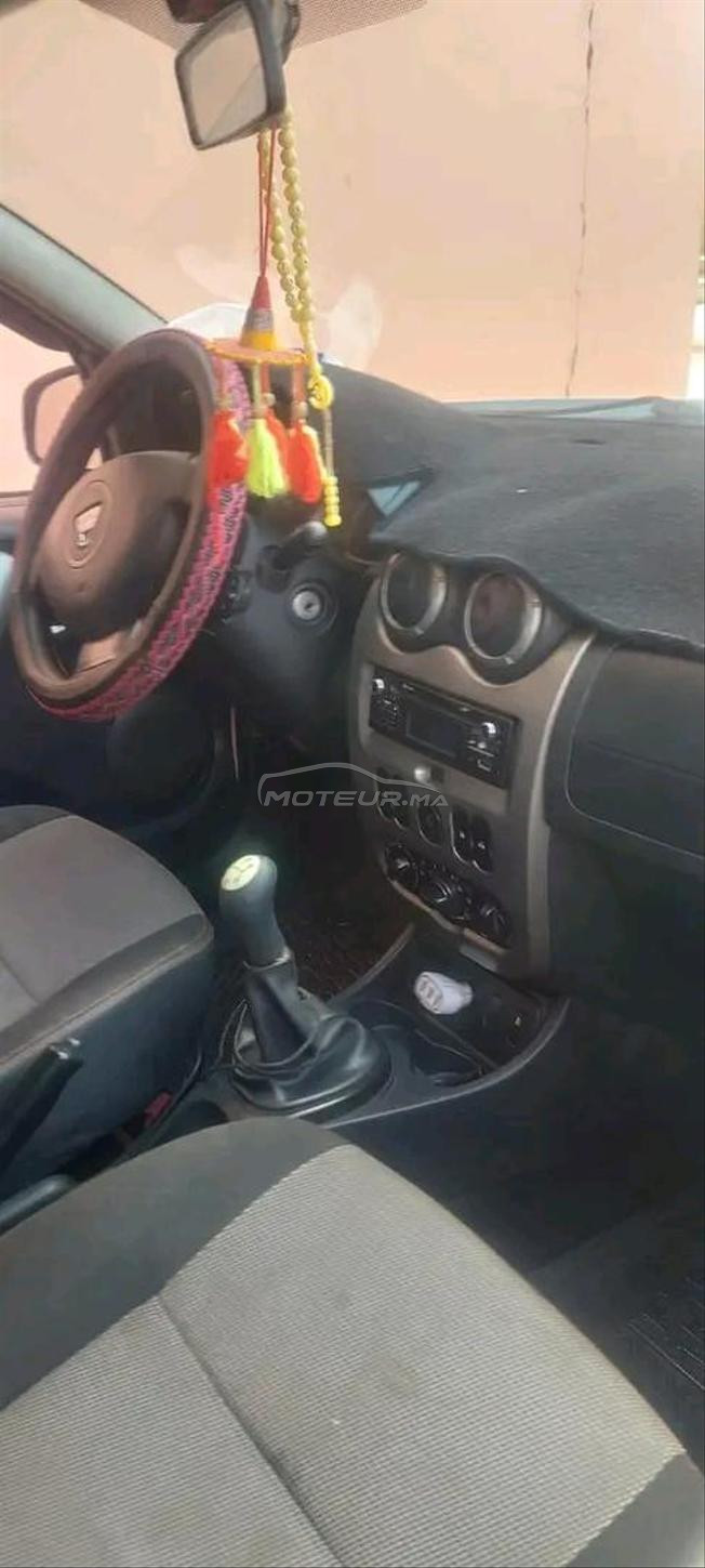 سيارة دوستر للبيع 