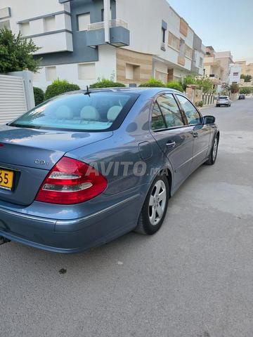 Mercedes-Benz E220 2003 - 2012 - 2