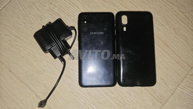 Samsung Galaxy J2 Core 16GB avec Chargeur - 2