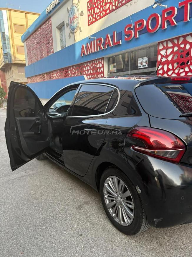 Peugeot 208 Diesel Manuelle 2019 à Tanger