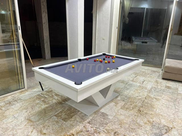 طاولة بلياردو