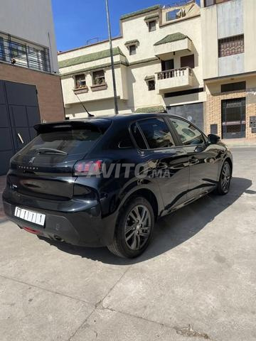 Peugeot 208 - 2