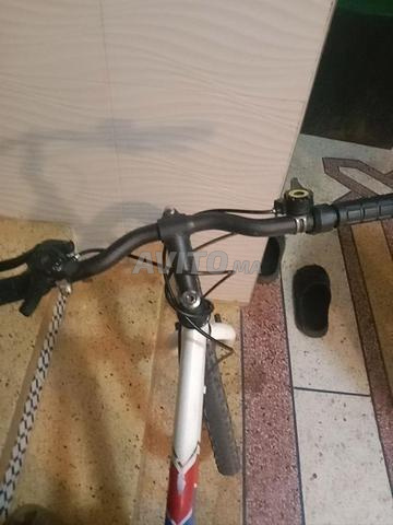 Vélo en bon état, on négocie le prix - 2