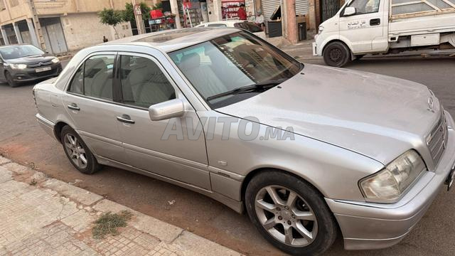 Mercedes C220 W202