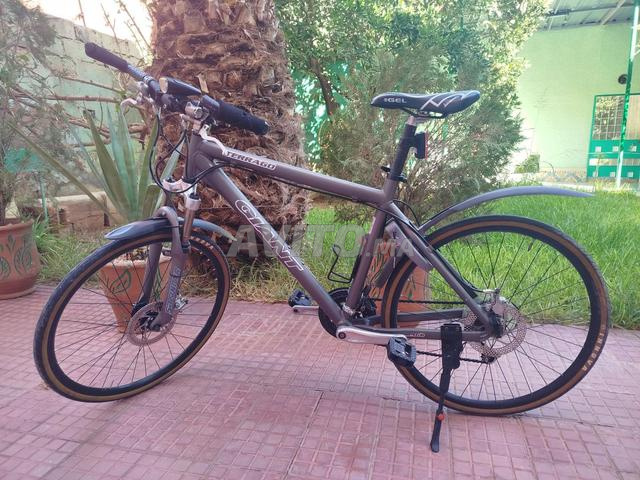 Vélo GIANT TERRAGO