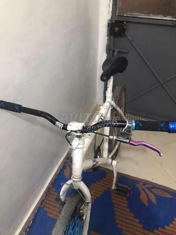 Vélos excellents d'occasion et en bon état