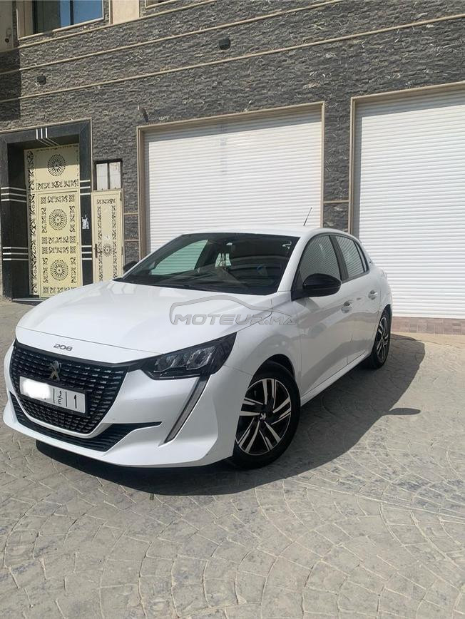 Peugeot 208 Diesel Automatique 2023 à Tanger