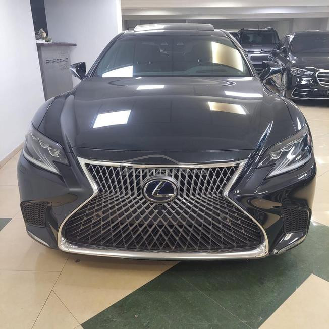 lexsus LS 500 h /hybrid