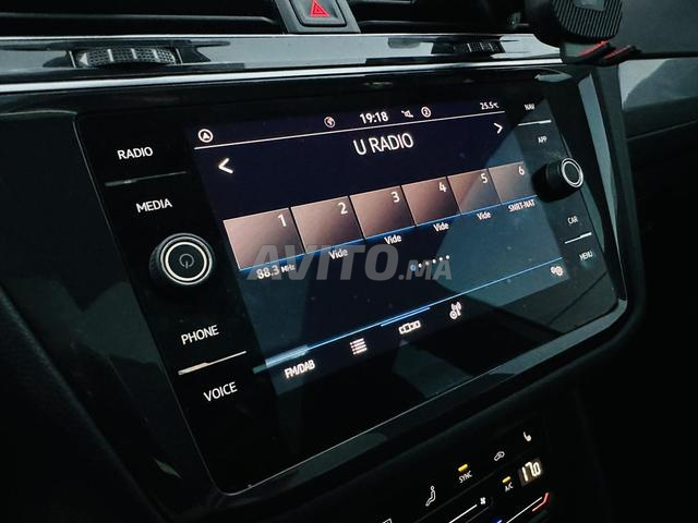 Volkswagen Tiguan - 2