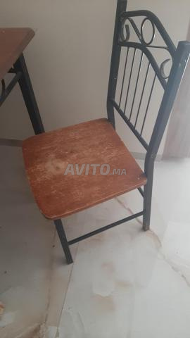 Table avec 3 chaises - 2