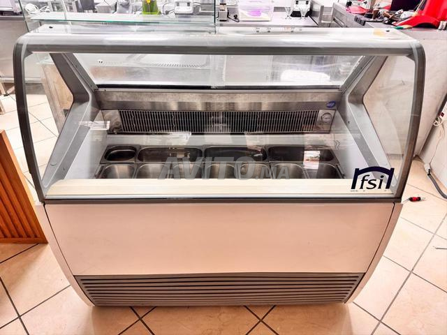 🍦 À VENDRE – VITRINE À GLACES PROFESSIONNELLE 10 BACS 🍨