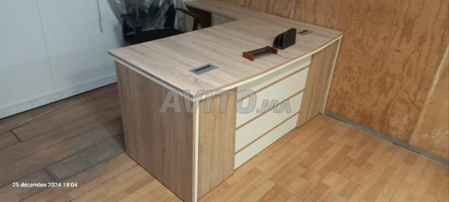 Bureau en MDF aux dimensions de votre choix - 2