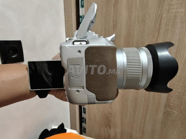 appareil photo Canon 250D - 2