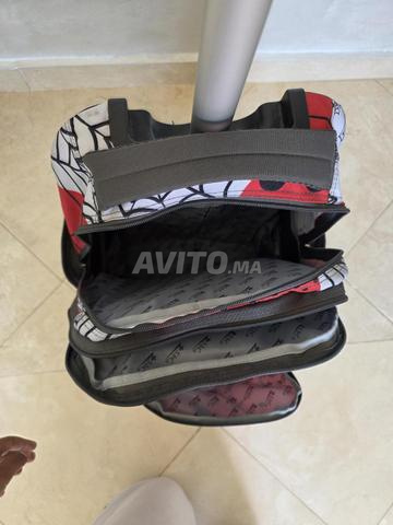 Sac d'école d'occasion pour garçons à vendre - 2